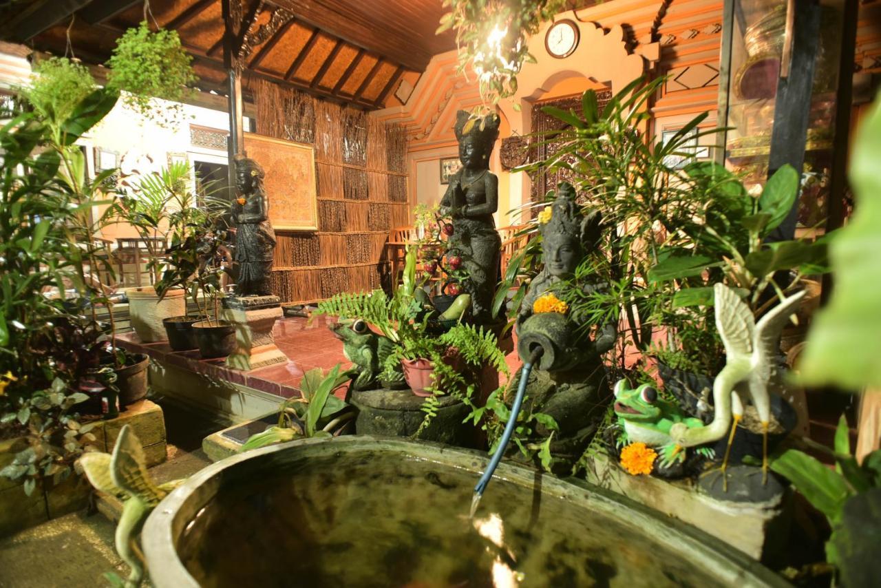 Kamar Suci House Hotell Ubud Exteriör bild