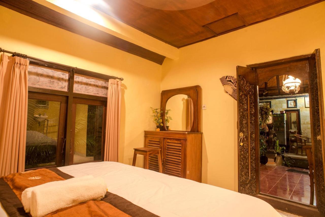 Kamar Suci House Hotell Ubud Exteriör bild