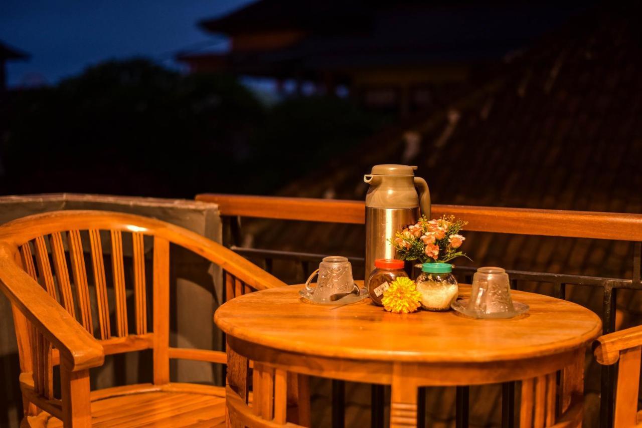 Kamar Suci House Hotell Ubud Exteriör bild